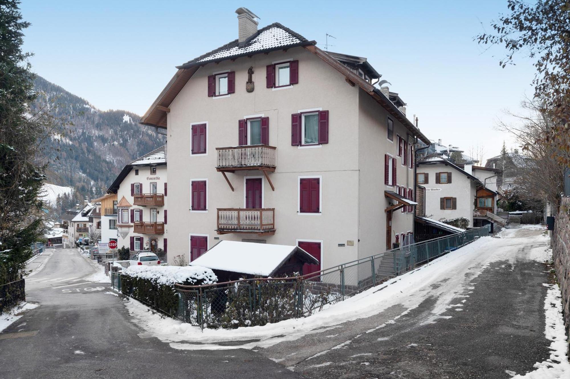 Appartamento Cesa Wanker Ortisei Exterior foto